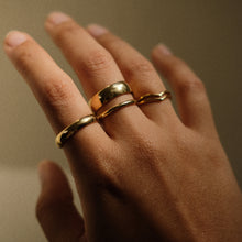 Load image into Gallery viewer, Plain Gold Ring - 6mm
